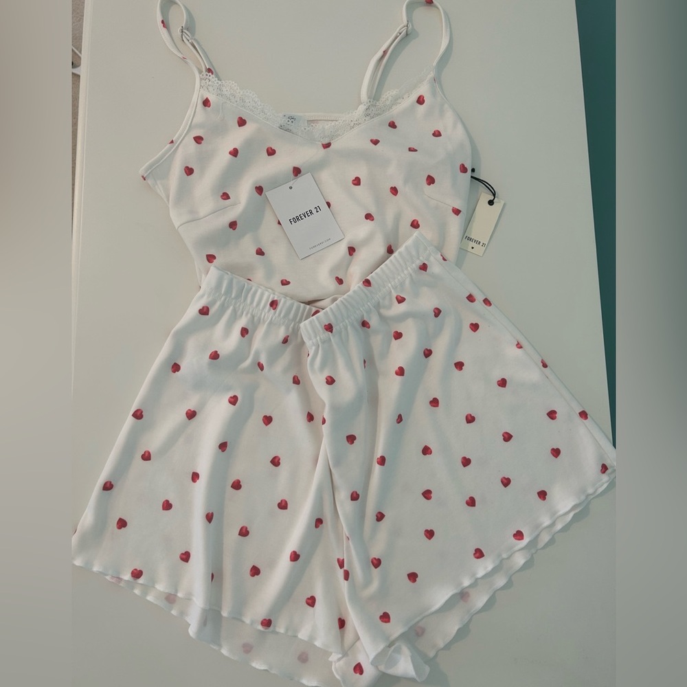 Hearts pajama set forever21